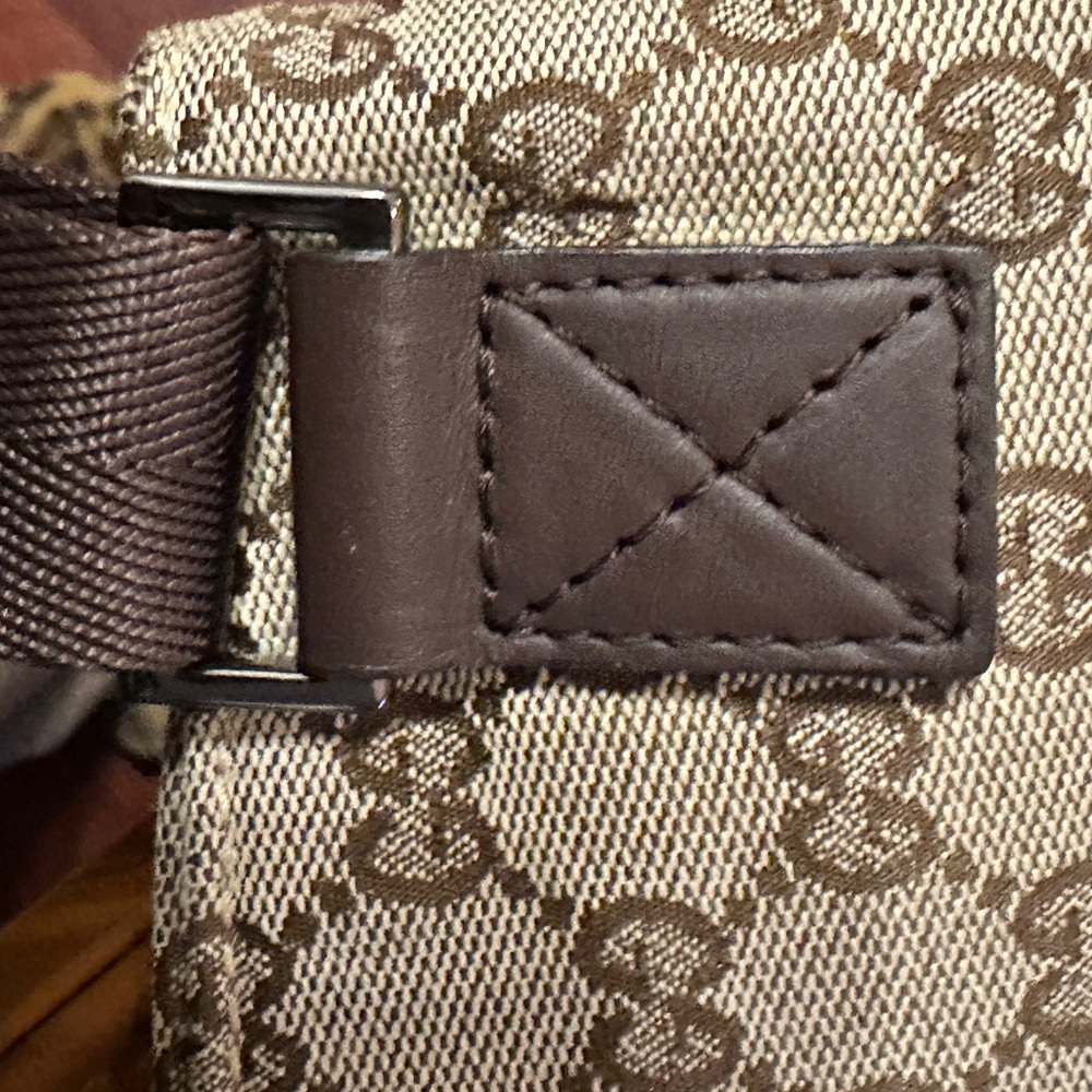Gucci Beige Brown GG Canvas Crossbody Bag - Picture 6 of 14